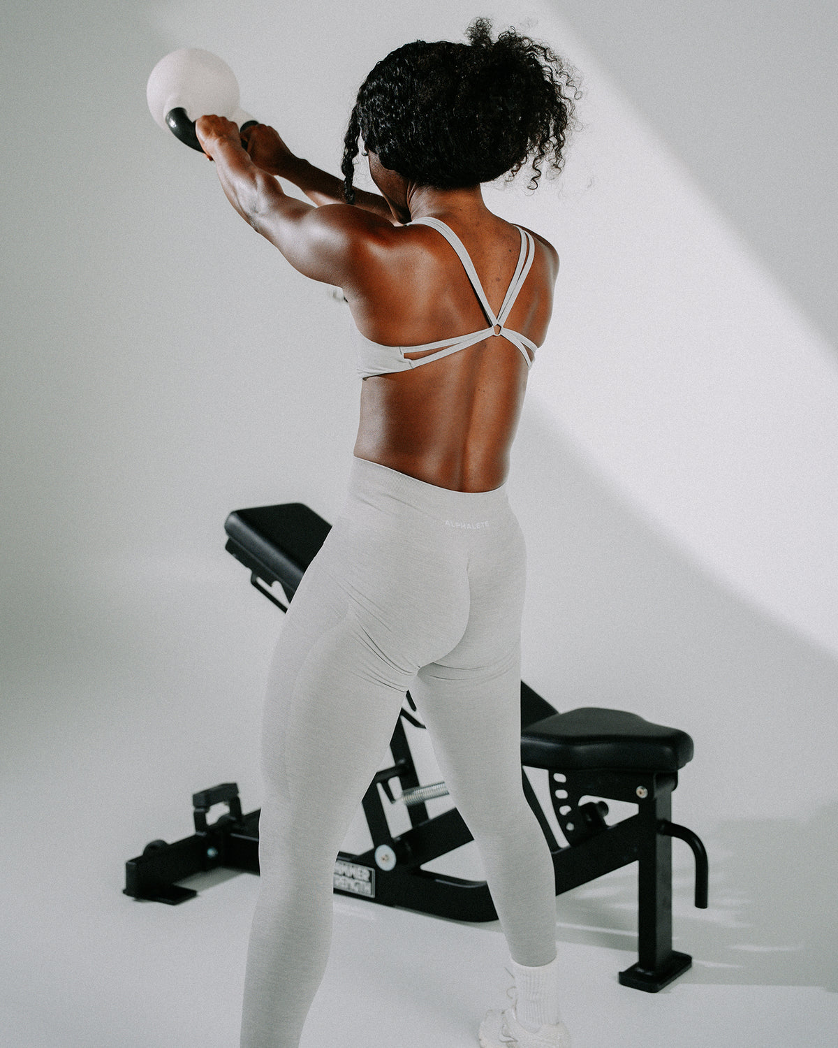 Pump Mid Rise Legging - LT Heather product media