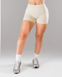Pump Mid Rise Short - Wheat