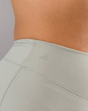 Dip Back Mid Rise Legging - Silver