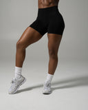 Pump Mid Rise Short - Black