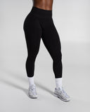 Pump Mid Rise Legging in Black – Alphalete women's legging