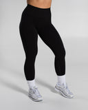 Pump High Rise Legging in Black – Alphalete women's legging