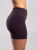 Pump Mid Rise Short - Black Garnet