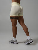 Contour Mid Rise Short - Buttercream