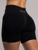 Pump Mid Rise Short - Black