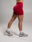 Pump High Rise Short - Scarlet